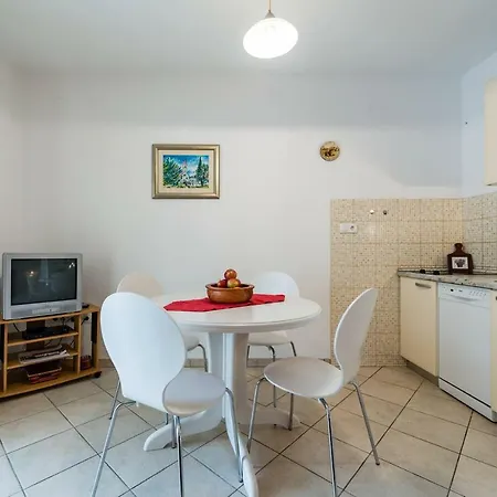 Fani In Jelsa-hvar Apartment Jelsa (Hvar)